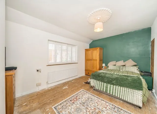 Photo 3 — Sunnymead Road, Putney, SW15
