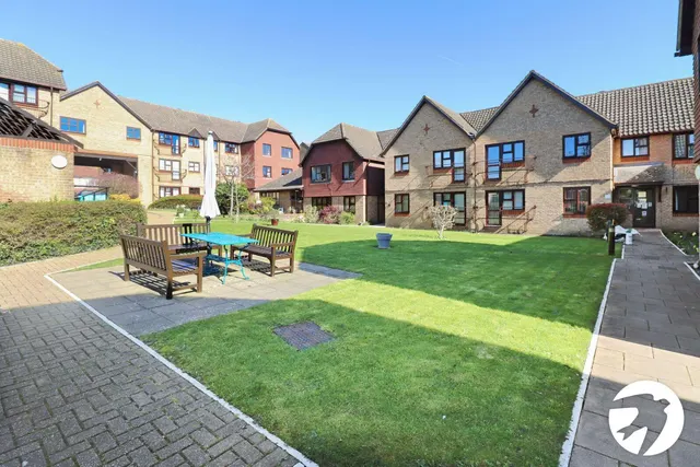 Erith Road, Belvedere, DA17, photo 1