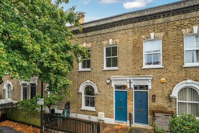Fort Road, SE1, photo 1