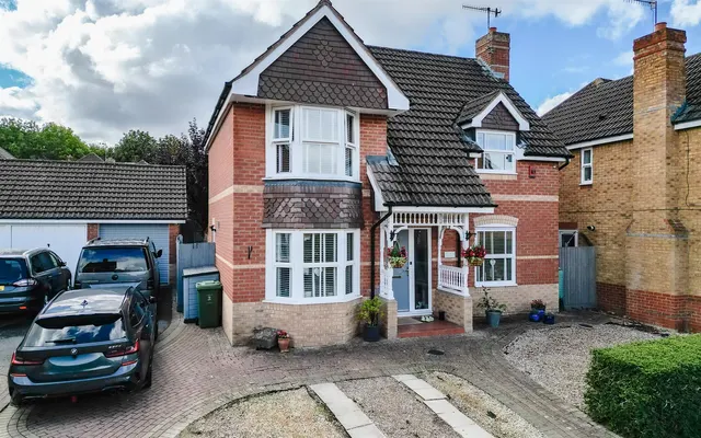 Cranborne Chase, Swindon, photo 1