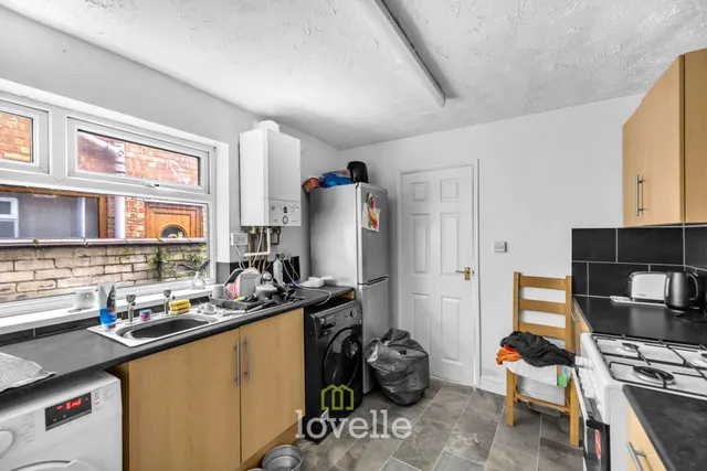 Lord Street, Grimsby, DN31, photo 3