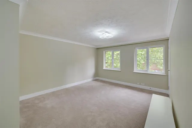 Cygnet Close, London, NW10, photo 3