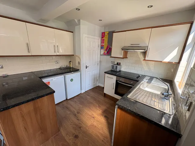 Trelawn Avenue, Headingley, LS6, photo 3