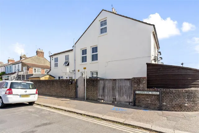 Pavilion Road, Worthing, photo 1