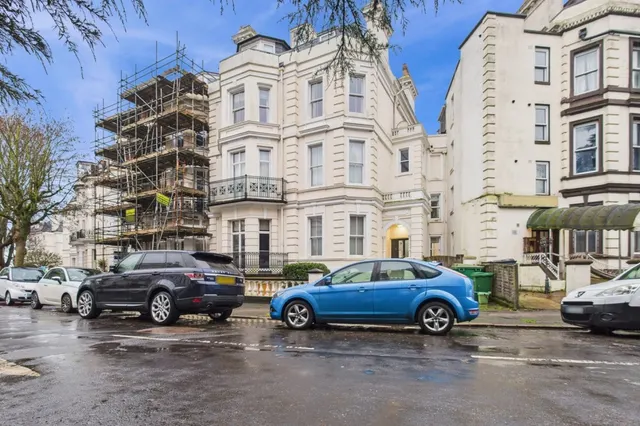 Trinity Crescent, Folkestone, photo 1
