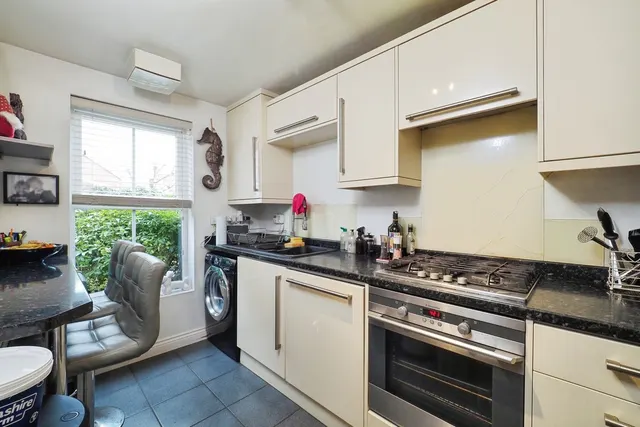 Photo 2 — Balshaw Way, Chilwell, Beeston, Nottingham, NG9