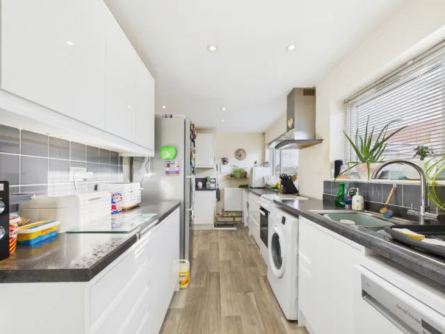 Loxley Road, Lowestoft, photo 3