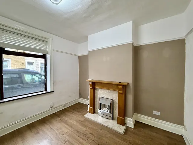 St. Cuthberts Street, Burnley, BB10, photo 2