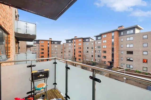 Gifford Road, London, NW10, photo 3