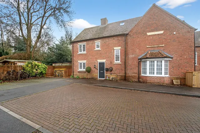 Maida's Way, Aldermaston Village, RG7, photo 1