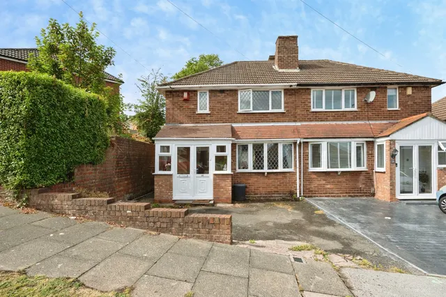 Poplar Rise, Tividale, Oldbury, photo 1