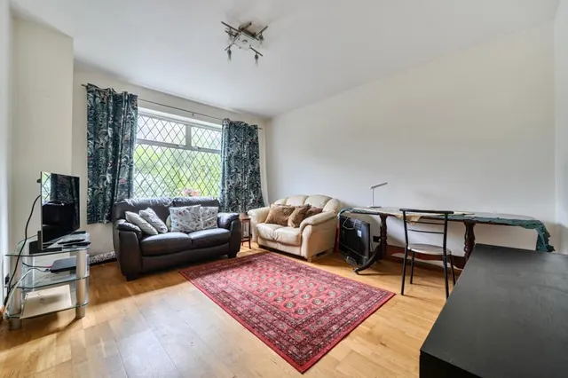 Harefield Road, Uxbridge, UB8, photo 2