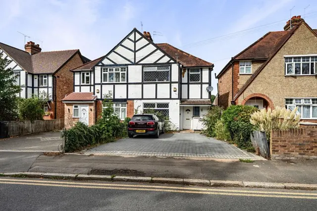 Harefield Road, Uxbridge, UB8, photo 1