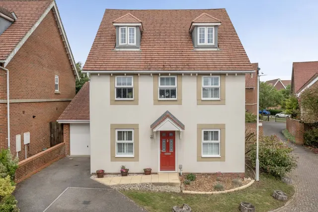 Atkinson Road, Hawkinge, CT18, photo 1