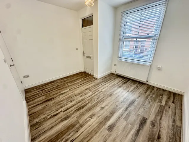 Ruth Square, Broomhall, S10, photo 3