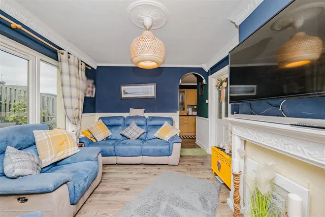 Photo 3 — Abergele Road, Rumney, Cardiff, CF3 1RR