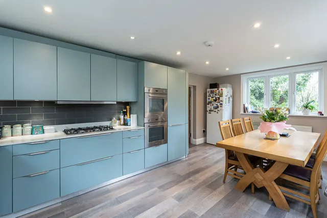Pixham Lane, Pixham, RH4, photo 3