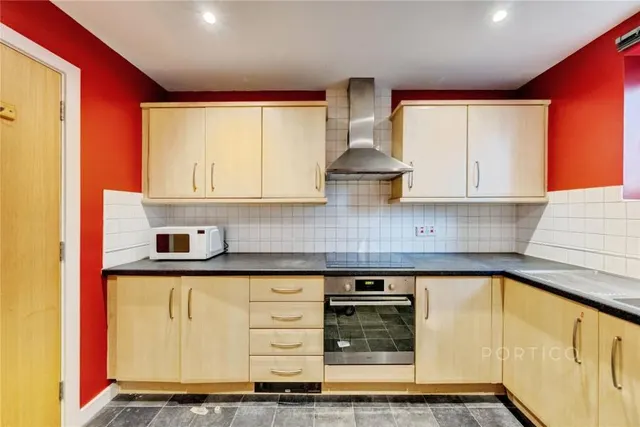 Boardwalk Place, Canary Wharf, E14, photo 1