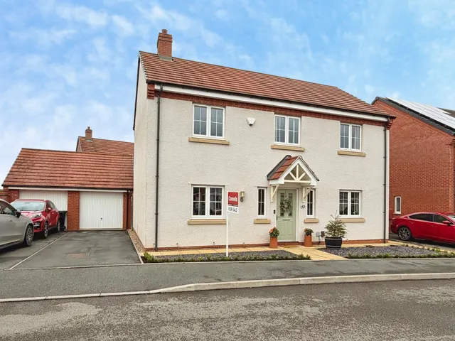 Horseshoe Crescent, Wellesbourne, Warwick, photo 1