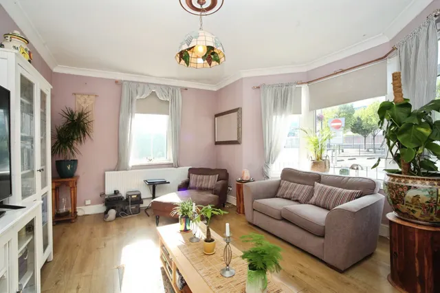 Station Terrace, Caerphilly, CF83, photo 3