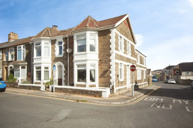 Station Terrace, Caerphilly, CF83, photo 1