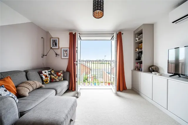 Diamond Drive, Didcot, OX11, photo 3
