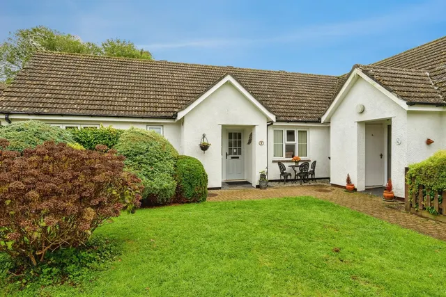 2 bedroom house, Glebe Parc, St. Tudy, PL30