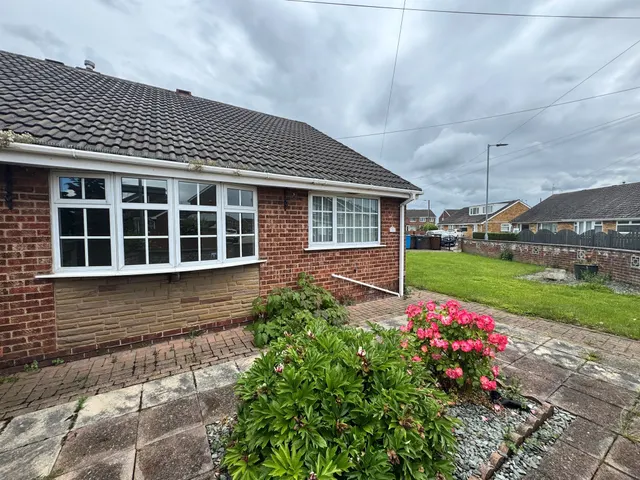 Green Island, Bilton, Hull, photo 1