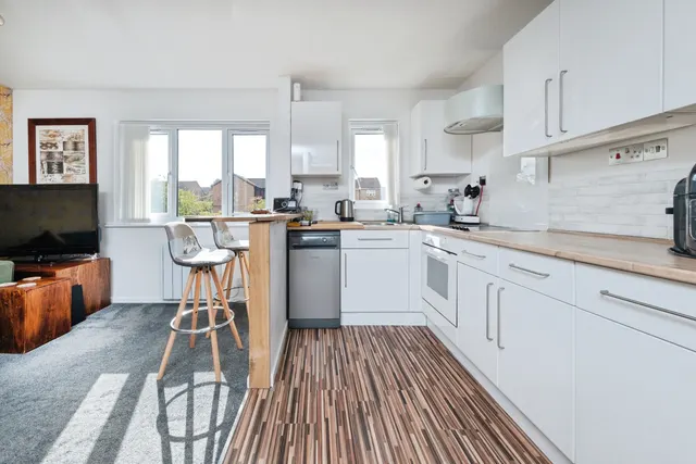 Haldene, Two Mile Ash, Milton Keynes, photo 1