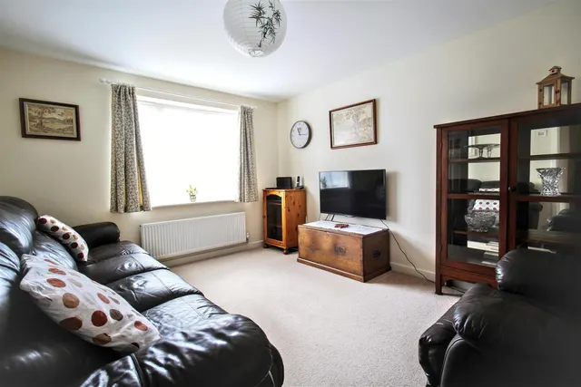 Hobart Lane, Aylsham, NR11, photo 3