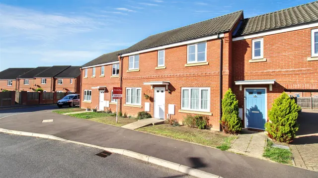 Hobart Lane, Aylsham, NR11, photo 1