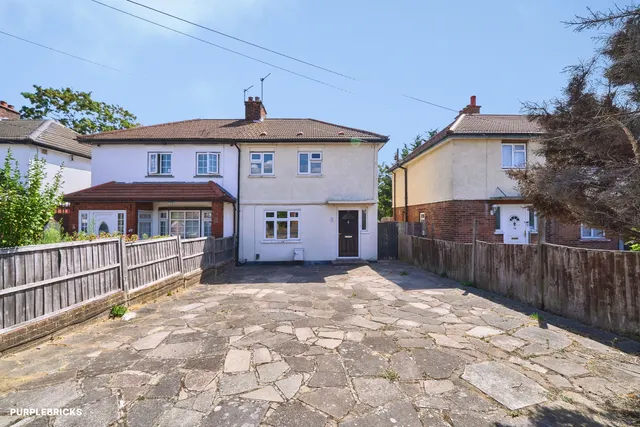 Duke Road, Ilford, IG6, photo 1