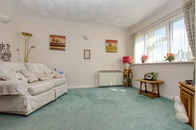 Photo 3 — Rosemary Court, Shales Road, Bitterne Village, Southampton, SO18 6TA