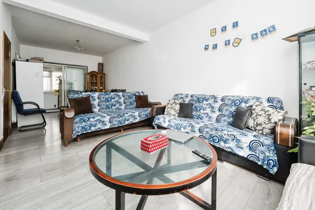 Grosvenor Road, London, E7, photo 3