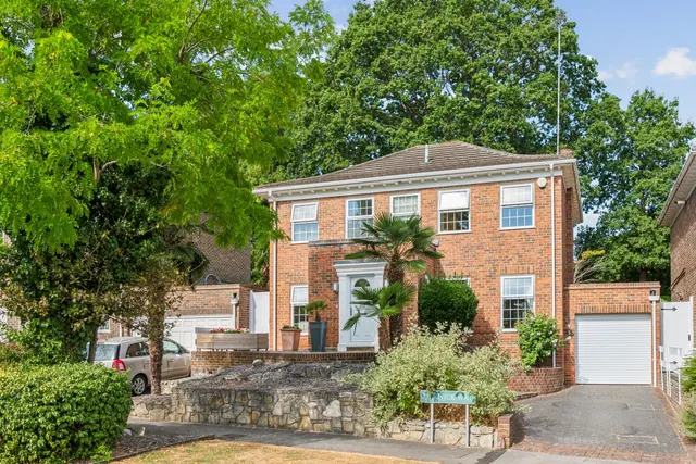 Pickwick Way, BR7, photo 1