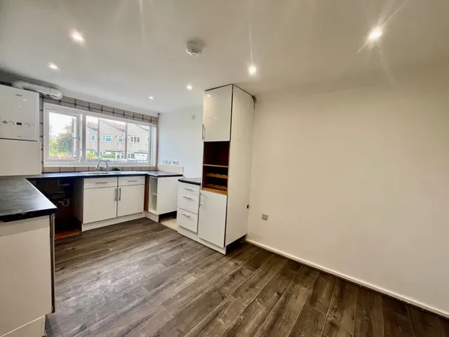 Dulverton Place, LS11, photo 2
