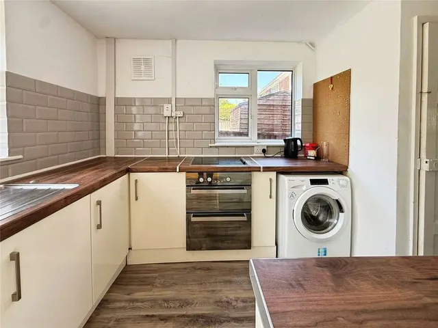 Photo 2 — Midway, Exmouth, Devon, EX8