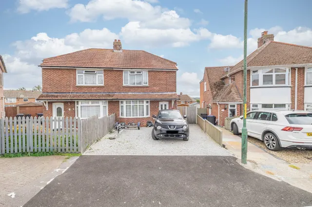 Deansway Avenue, Sturry, CT2, photo 1