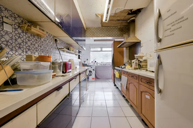 Photo 3 — 1 Iveagh Avenue, London