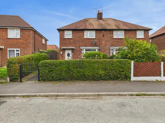 Deva Road, Crewe, photo 1