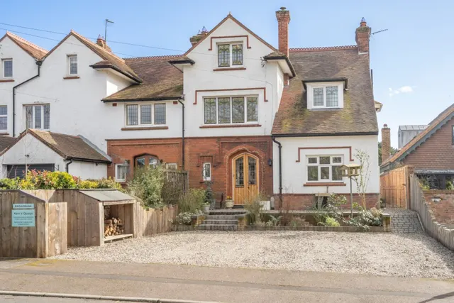 Broadview Road, Oulton Broad, photo 1