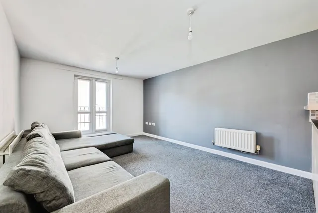 Photo 3 — Brunel Crescent, Swindon, Wiltshire, SN2