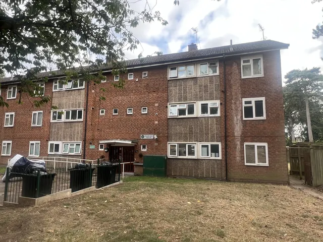 Ellerside Grove, Northfield, B31, photo 1