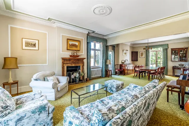 Eastwick Drive, Great Bookham, KT23, photo 3