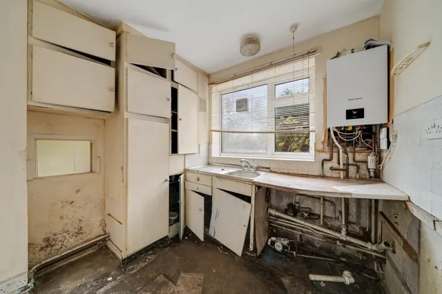 Court Road, SE9, photo 3