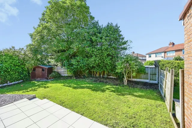 Cedar Grove, Maghull, L31, photo 2