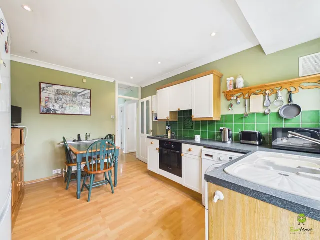 Redleaf Close, Belvedere, DA17, photo 2