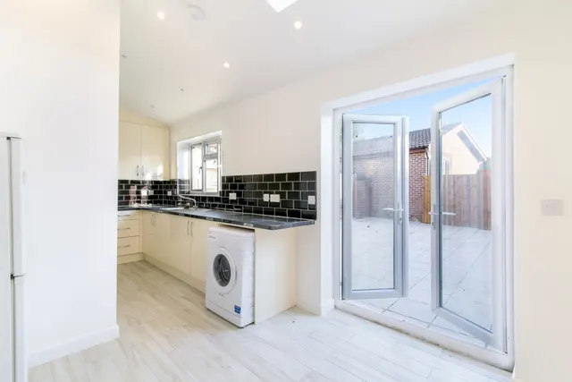 Photo 3 — Ashbourne Road, Mitcham