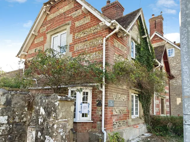 West Street, Fontmell Magna, SP7, photo 2
