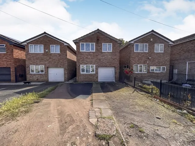 Andrew Gardens, Handsworth, B21, photo 1